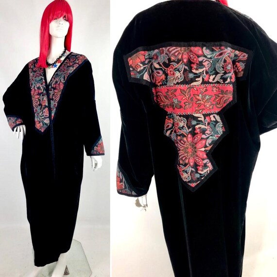70s 1980s black velvet & tapestry robe coat / 30s