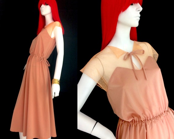 1970s vintage Radley peachy floaty midi dress / De