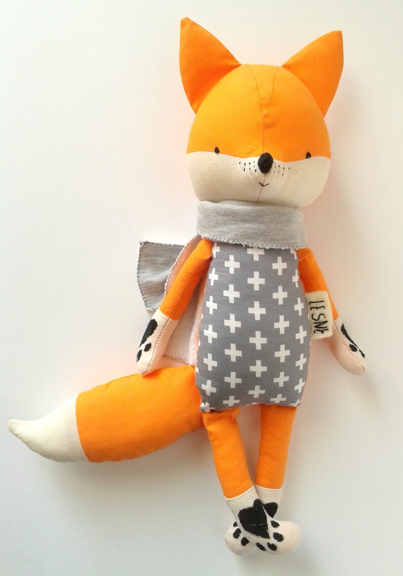 Make fox. Игрушка Лисенок из ткани. Мягкая игрушка Лис. Тканевая игрушка лиса. Лиса из ткани.