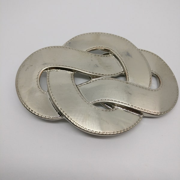 Silberne Gürtelschnalle - Geformt wie ein Knoten (40 mm)