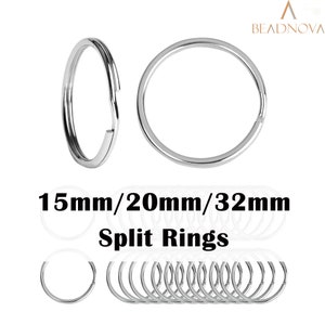 Puede incluir: Un juego de anillos partidos plateados de 15 mm, 20 mm y 32 mm. Los anillos se muestran en primer plano y un grupo de anillos se muestra en una imagen separada.