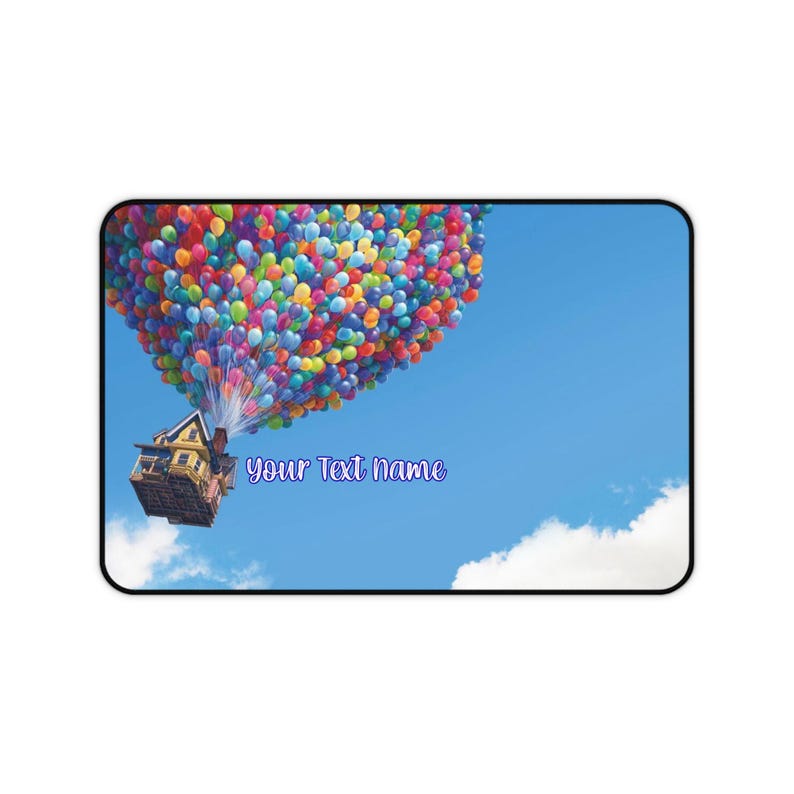 Alfombrilla de escritorio de la película Disney UP, divertida alfombrilla para juegos, decoración de oficina personalizada, regalo de aventura, alfombrilla de ratón XL con diseño de casa de globos para ordenador 12" × 18"