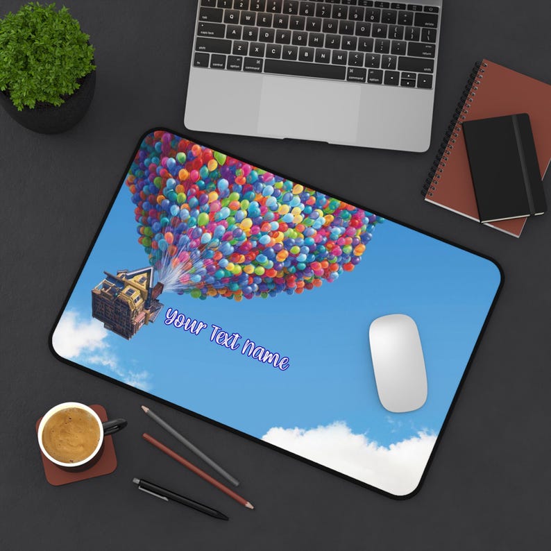 Alfombrilla de escritorio de la película Disney UP, divertida alfombrilla para juegos, decoración de oficina personalizada, regalo de aventura, alfombrilla de ratón XL con diseño de casa de globos para ordenador imagen 6