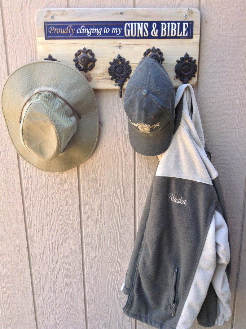 Rustic Hat Rack / Coat Rack Made With Recycled Pallet Wood Etsy