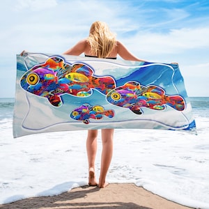 Clownfish beach towel, bright colors and a whimsical design. Perfect for a Happy Summer