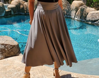 maxi skirt wedding guest outfit
