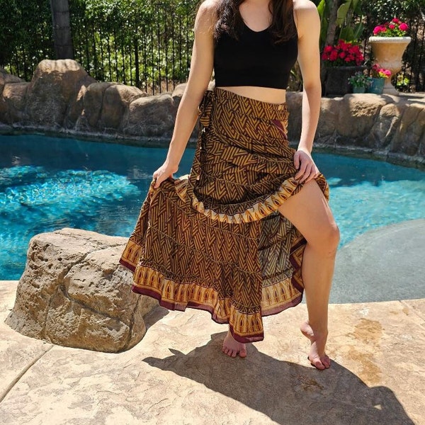 Upcycled Vintage 1997 Power Rangers Maxi Skirt S/M main image 0