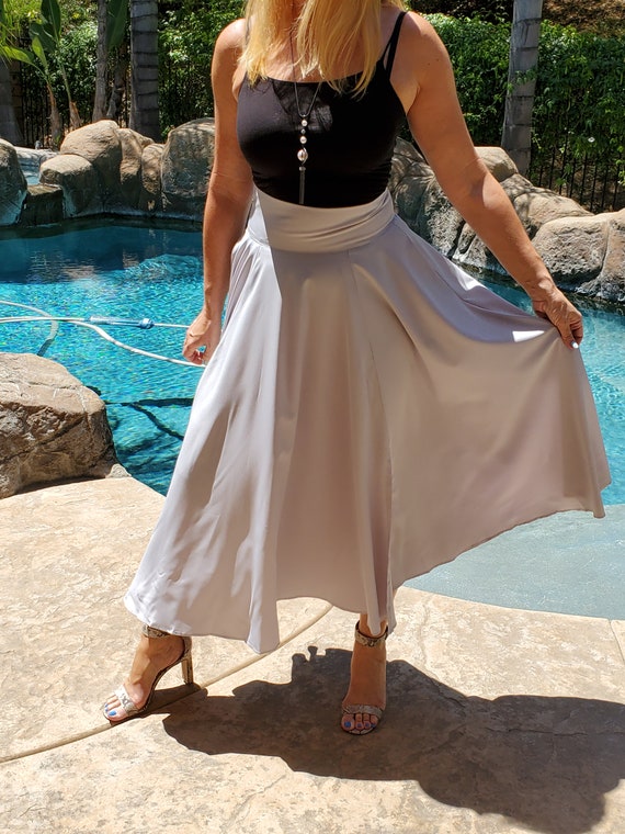 Maya Antonia Dove grey Long Maxi Skirt Size M L Slit Pockets
