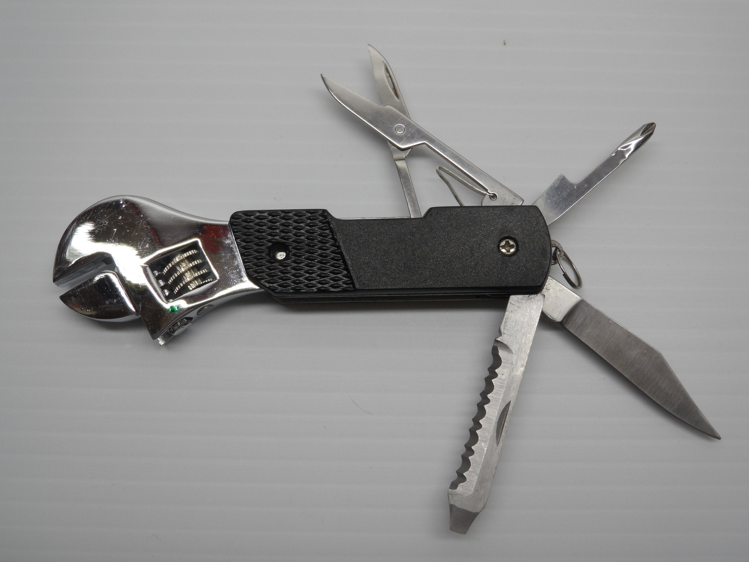 Crescent Wrench Screwdriver Knife Blade Multi-tool 