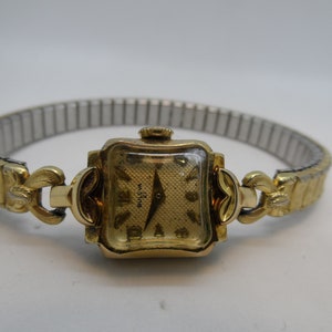 Vintage Bulova 23 W/ Bulova M4 10K Gold Rolled Casing, 23 Jewel Mechanical Movement, Flex Gold Tone Speidel Flex Band, Circa 1950&#39;s, Runs!!
