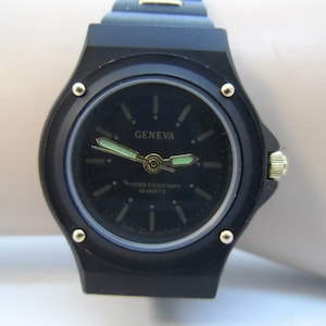 Vintage Pulsar Water Resistant Women&#39;s Quartz Watch, Japan Seiko Movement, Adjustable Metal Band, Black w/ Gold Tone Accents