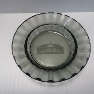 Vintage Advertising Ashtray &quot;Howard Johnson&#39;s&quot; Light Tinted Glass White Graphic