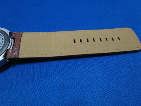 Montres De FLEUR Watch Quartz Japan Movement Water Resistant