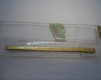 Vintage Twiston 252YL/86L Gold Tone Ladies Watch Flex Band By Speidel, NOS (New Old Stock) 1980's