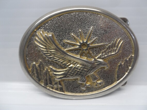 Vintage Gold Tone Oval Belt Buckle Flying Eagle S… - image 1