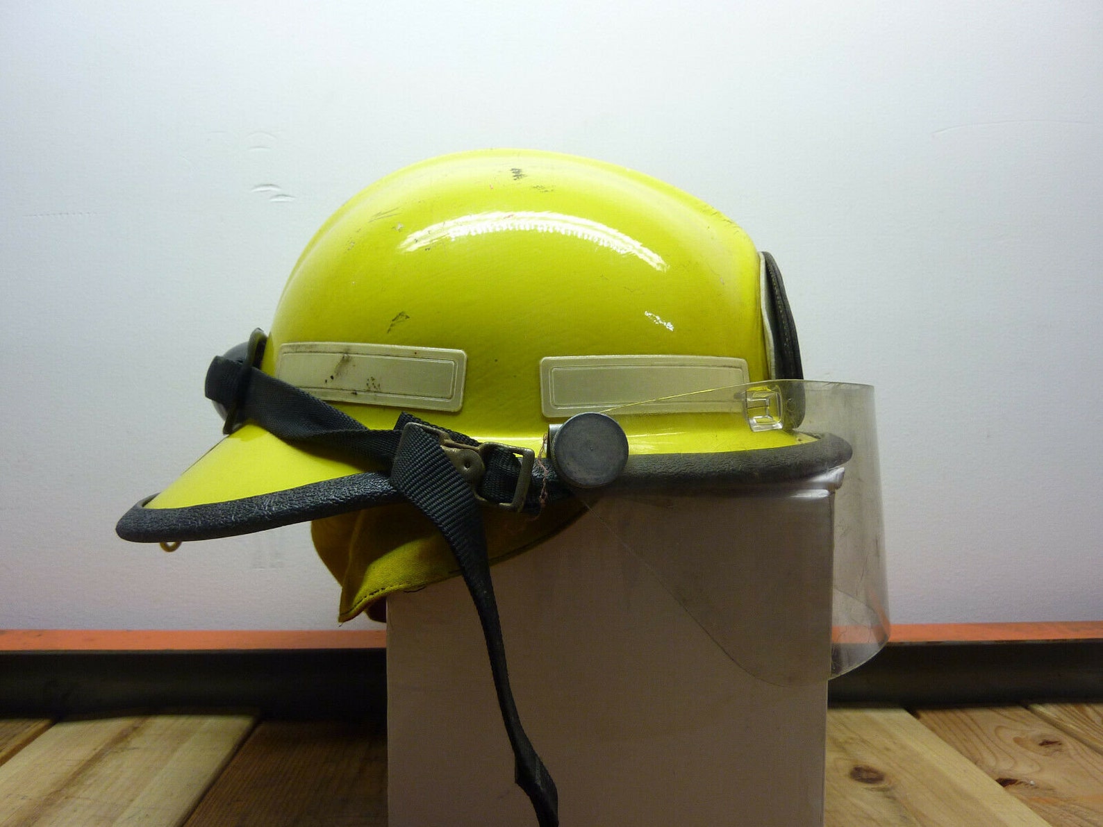 Vintage Cairns & Brothers 1972 Metro 660C Yellow Firefighter Etsy