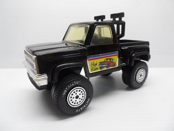 tootsie toy pickup truck