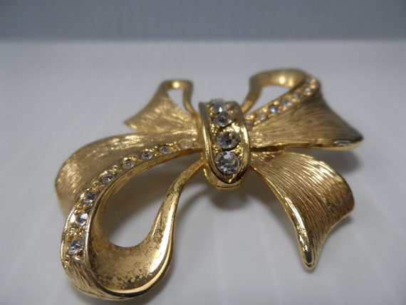 Vintage Ribbon Bow Brooch with Rhinestones Signed… - image 3