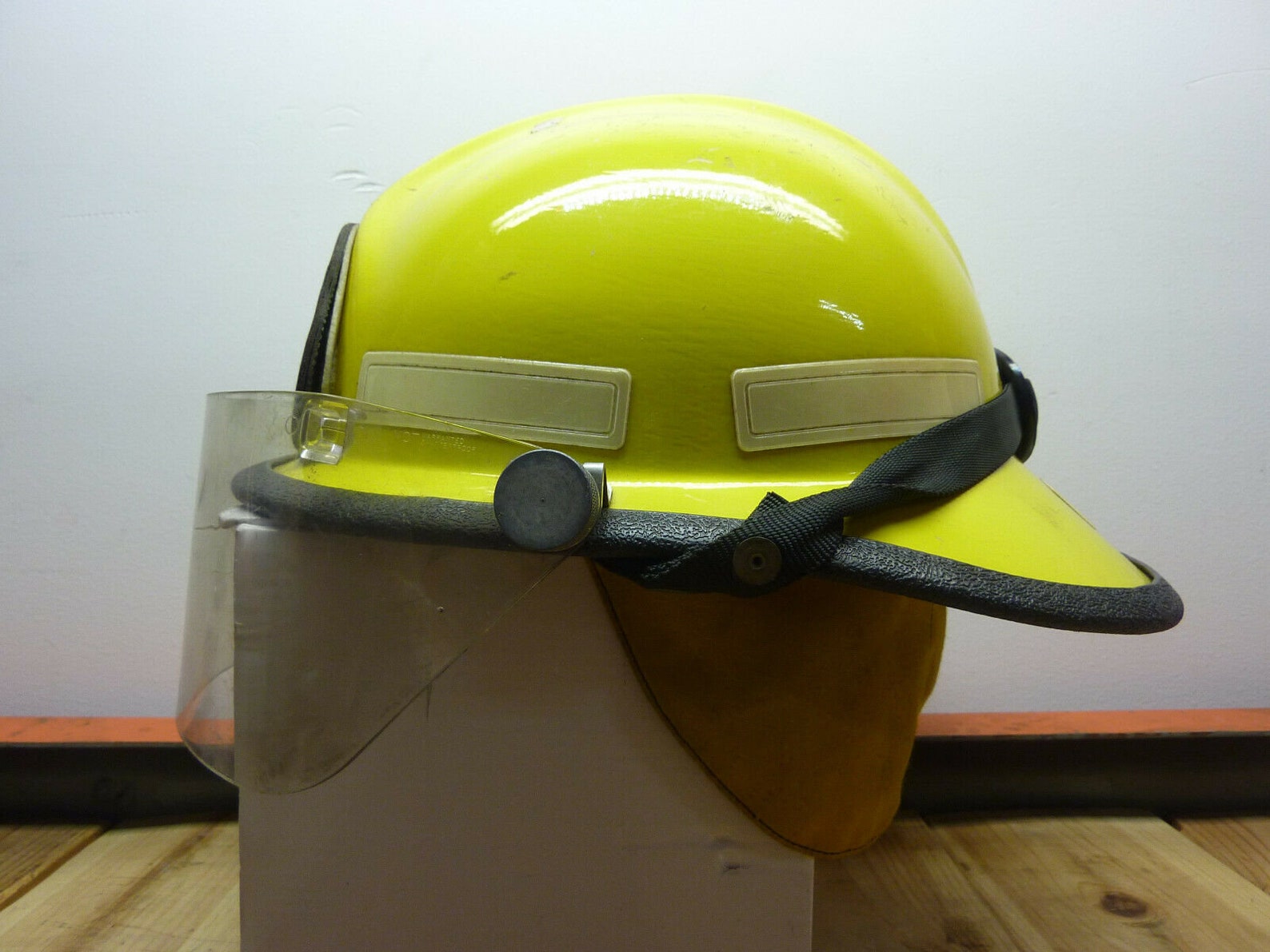 Vintage Cairns & Brothers 1972 Metro 660C Yellow Firefighter Etsy