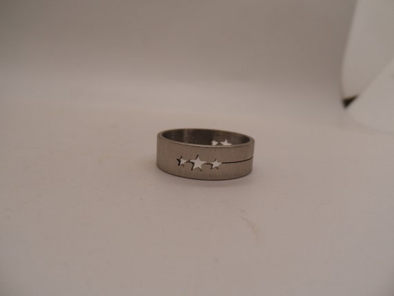 Vintage 1990s Statement Ring "Three Connected Sta… - image 4