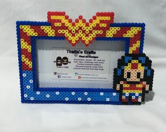 Wonder Woman Picture frame/ christmas gifts/ birthday gifts/ holiday gifts/ comic book nerd/ gift ideas / super hero frame/ heroes