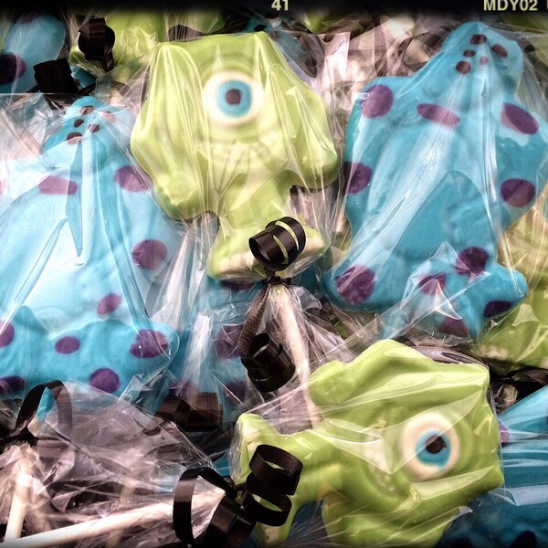 Monster Inc lollipops! Monster Inc birthday favors. Monster Inc party favors. Monster Inc.