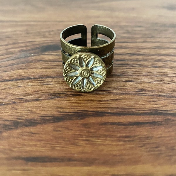 Victorian Button Adjustable Ring | Antique Button Ring | Victorian Jewlelry | Victorian Ring