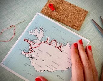 Carte postale à broder au fil du voyage