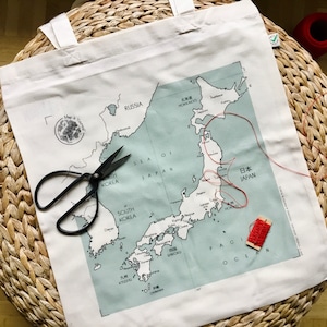 Carte du JAPON imprimée sur tissu pour tracer son itinéraire au fil du voyage