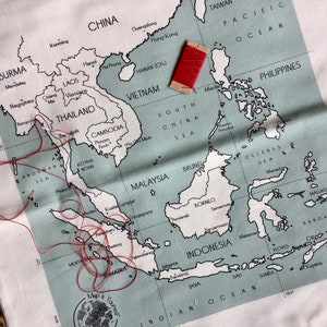 Carte d'ASIE du SUD-EST imprimée sur tote-bag ou coussin pour tracer son itinéraire au fil du voyage image 3