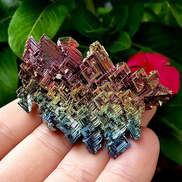 Natural Bismuth Ore - Rainbow Bismuth - Metal Crystal - Bismuth Crystal Mineral element Specimen - Science Education - Bismuth - 1pc