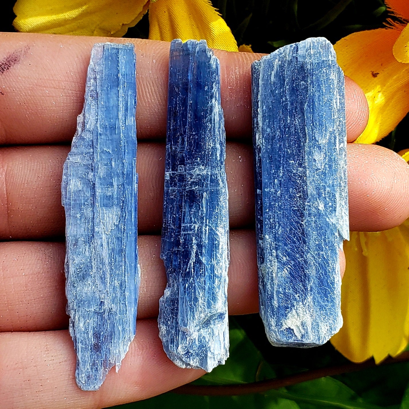 AA Natural Blue Kyanite Faceted 3mm 4mm 5mm Round Beads 15.5 Strand –  Intrinsic Trading