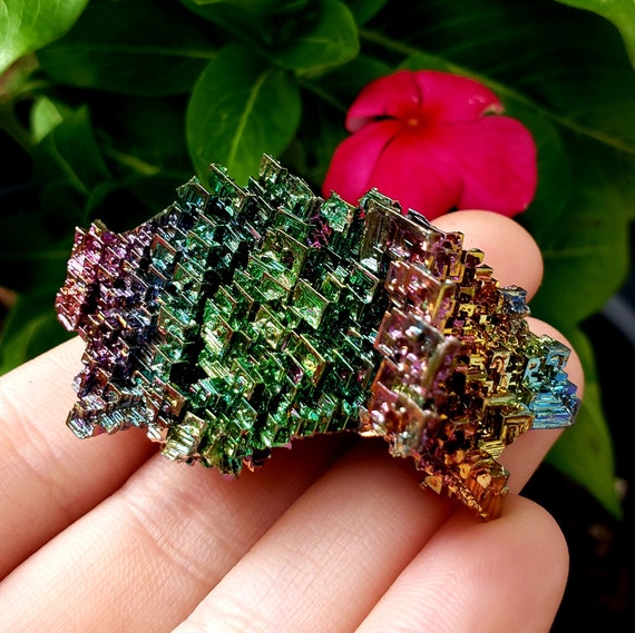 SUNYIK Ainbow Heat-Shaped Bismuth Oe Cystal Stone, Ae