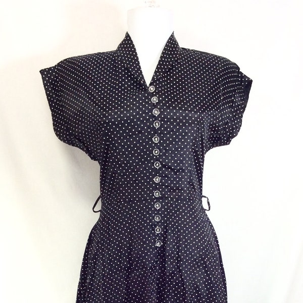 1940s Polka Dot A-Line Rayon Dress with Button Front Bodice size S