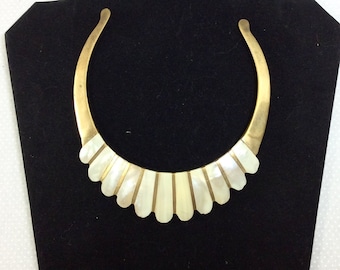 Vintage brass e laureato Abalone Shell Inlay Choker