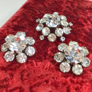 1950s Österreichische Kristall funkelnde Strass Brosche und Ohrringe Set