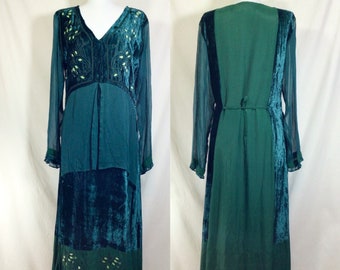 Vtg Forest Green Embroidered Rayon Velvet Goddess Dress with Sheer Sleeves and Tie Back size M