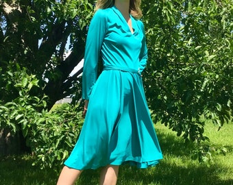 1970s Teal Shiny Disco Dress with Matching Tie Belt size M/L