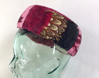 1950s Magenta Pheasant Feather Pillbox Hat WITH HAT BOX
