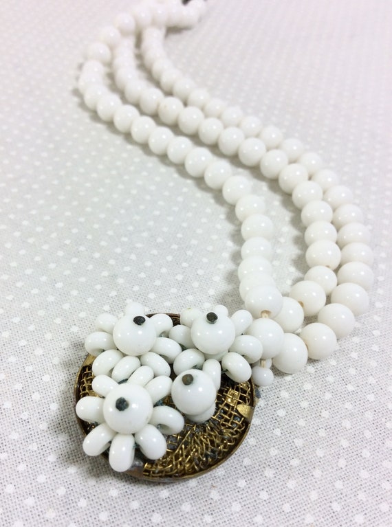 1940s Milk Glass Beaded Multi Strand Flower Clust… - image 8