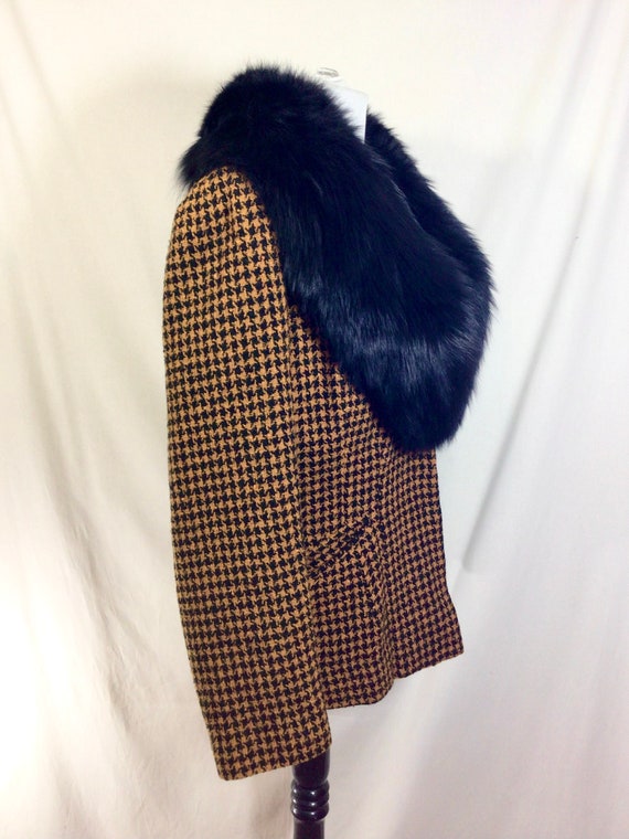 1970s Fox Fur Collar Houndstooth Jacket by Saks F… - image 3