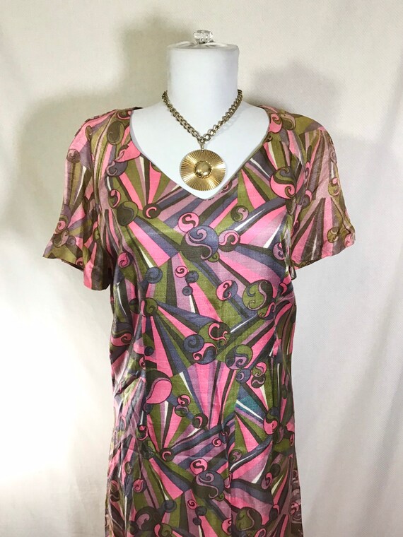 1960s Psychedelic Print Short Sleeve Shift Dress … - image 4