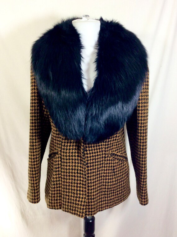 1970s Fox Fur Collar Houndstooth Jacket by Saks F… - image 2