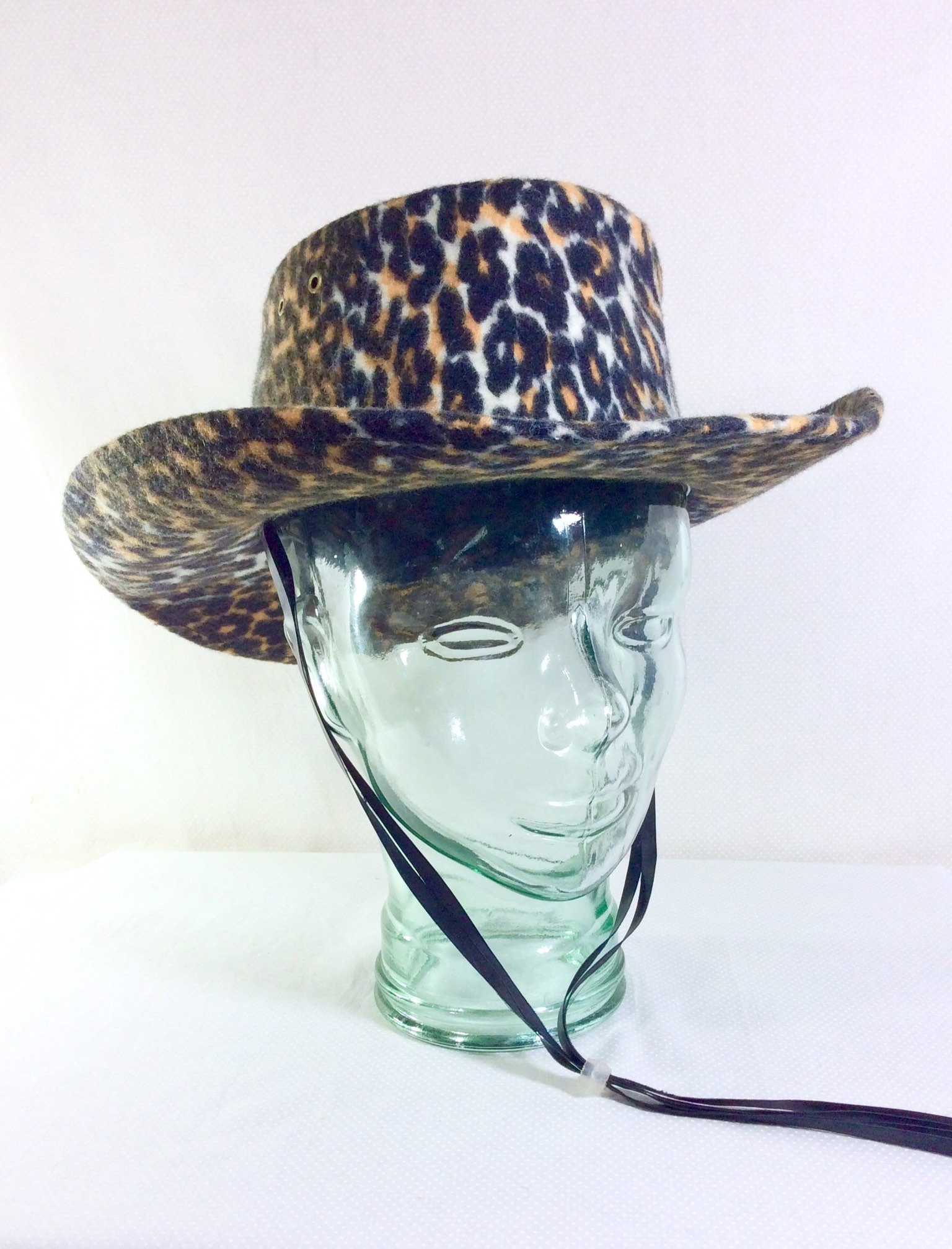 1990s-leopard-print-cowboy-hat-by-western-expressions-size-7-1-4