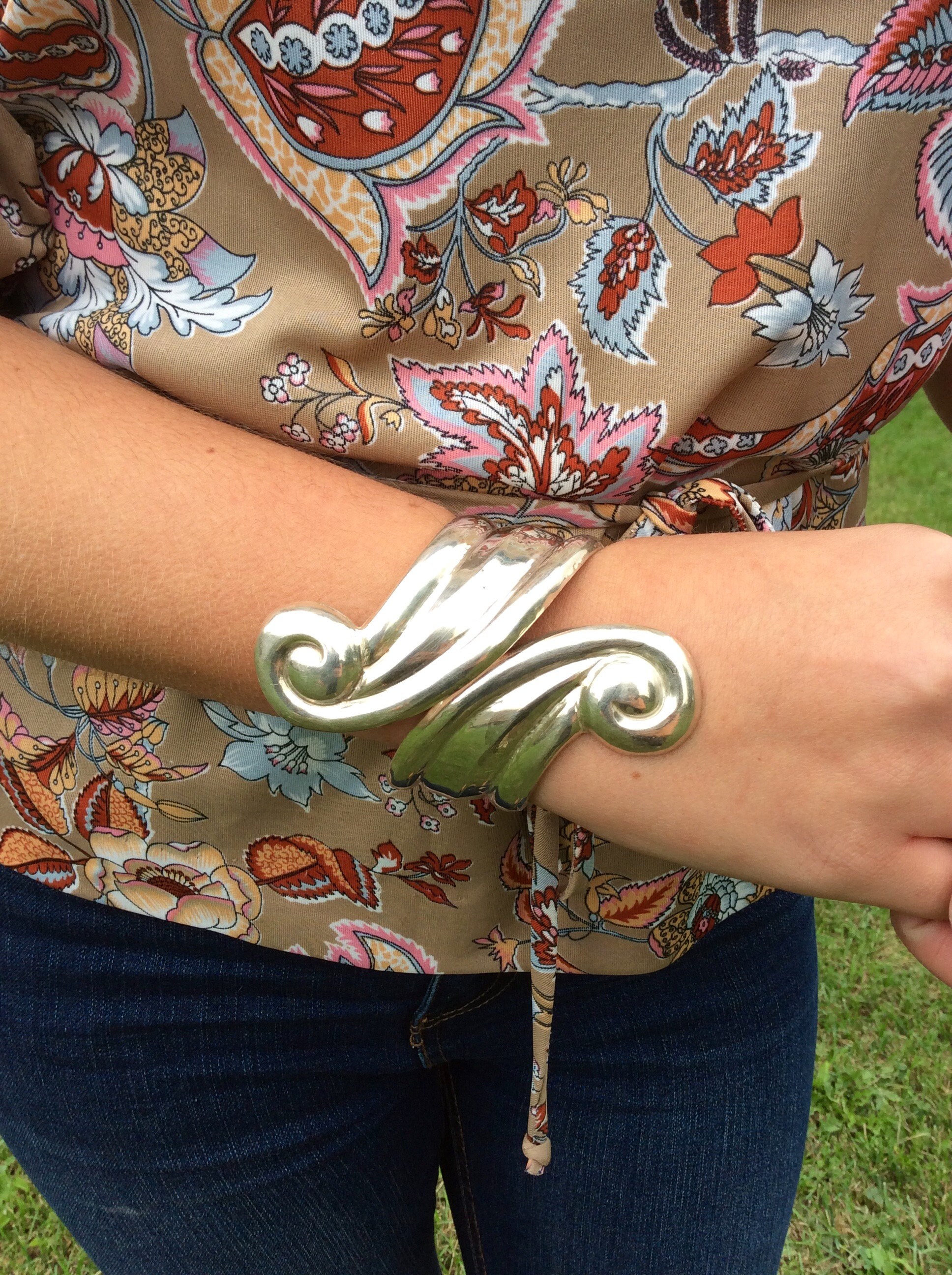 Vintage Sterling Silver Swirly Hinged Cuff Bracelet