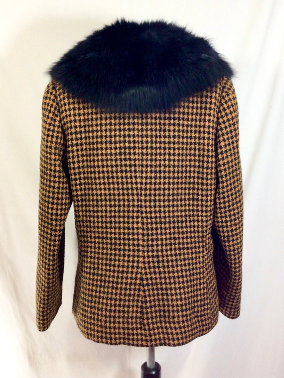 1970s Fox Fur Collar Houndstooth Jacket by Saks F… - image 4