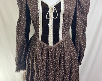 Brown Floral Cotton Gunne Sax Dress with Velvet Corseted Bodice size S