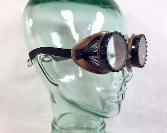 1940s Wilson Motorcycle Goggles with Mesh Sides and Elastic Strap