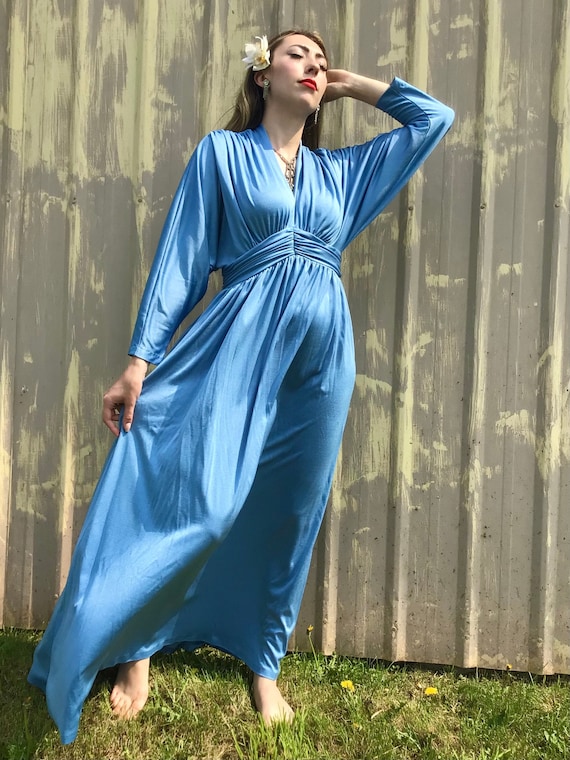 strapless open back dress Elegant Pleated Batwing Sleeve Maxi Dress Beige / S