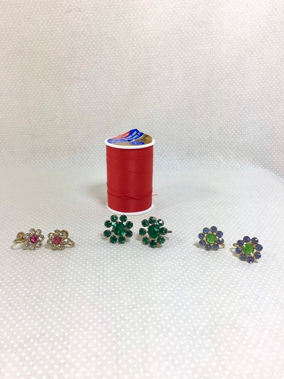 Lot of 3 Pairs 1960s Rhinestone Daisy Screwback E… - image 10